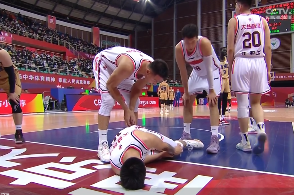 28圈-包含JackeyLove爆冷击败澳大利亚队，败北引爆全场！的词条