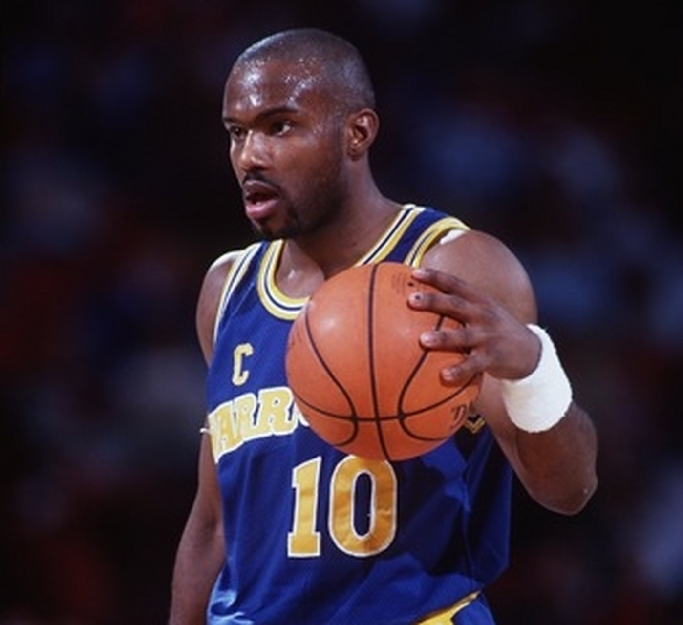 28circle-蒂姆回归赛场，关键助攻首场状态亮眼，切尔西观众沸腾！的简单介绍